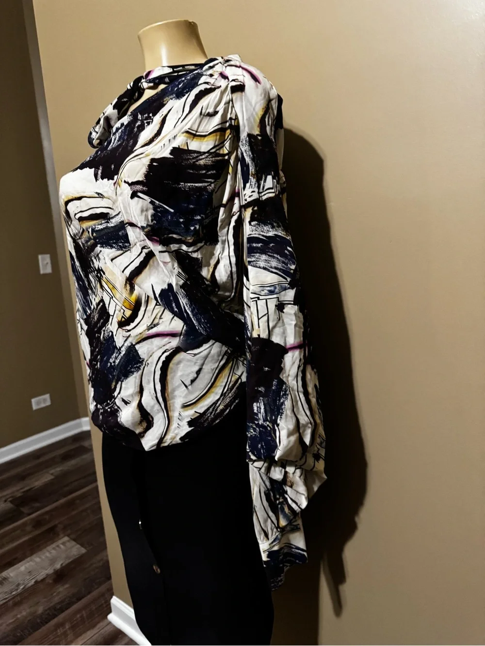NWT Zara Limited Edition Abstract Printed Asymmetric Blouse - Size M